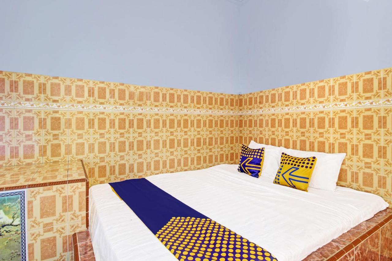 Spot On 91694 Hotel Rama Chandra Temanggung Exteriör bild